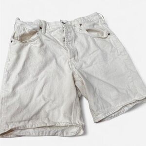 Old Navy 10 off white vintage high rise 90s mom shorts